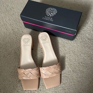NEW - Vince Camuto Heels